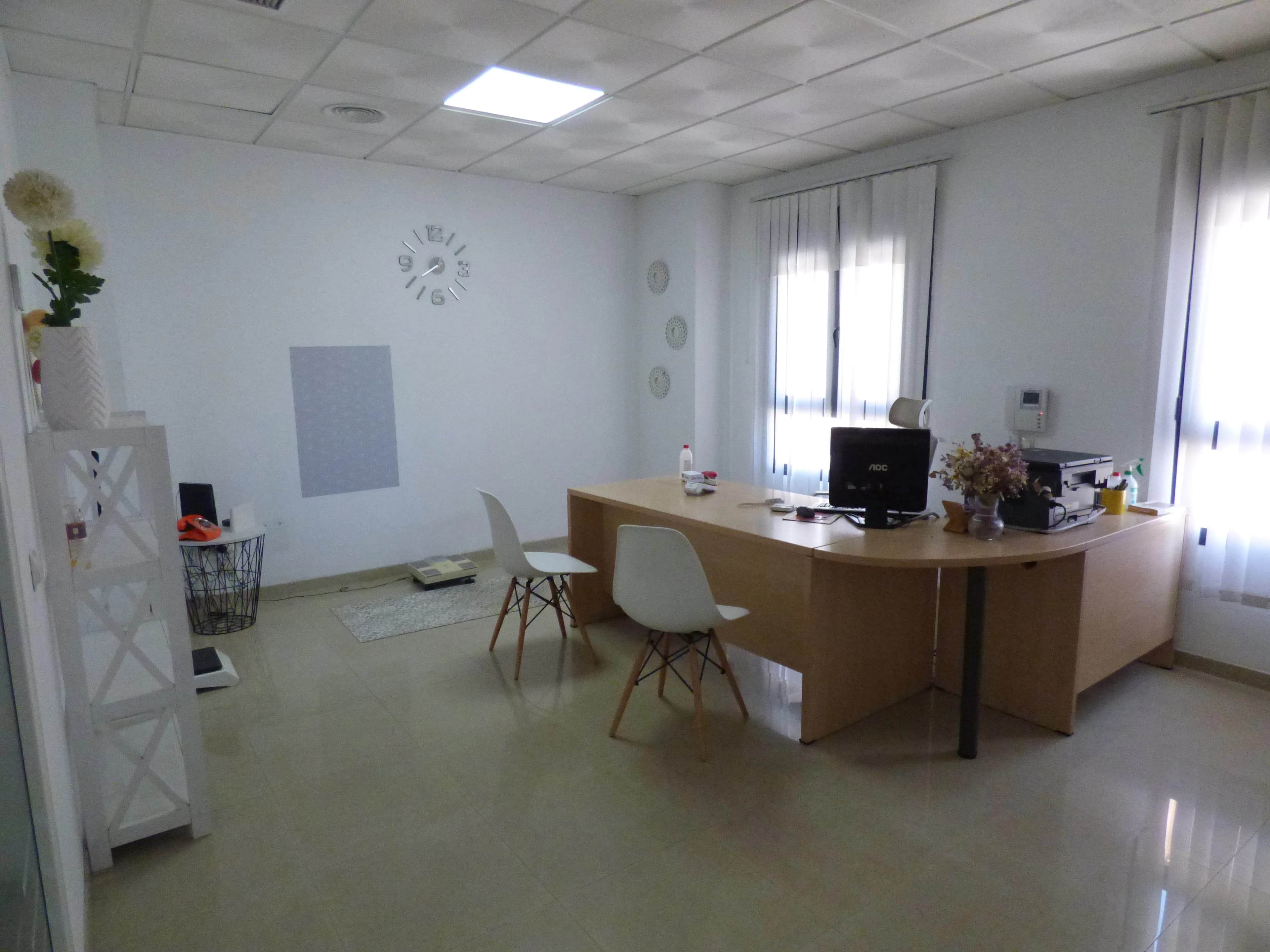 Sala de consulta de nutrición de Almudena Padilla en El Ejido